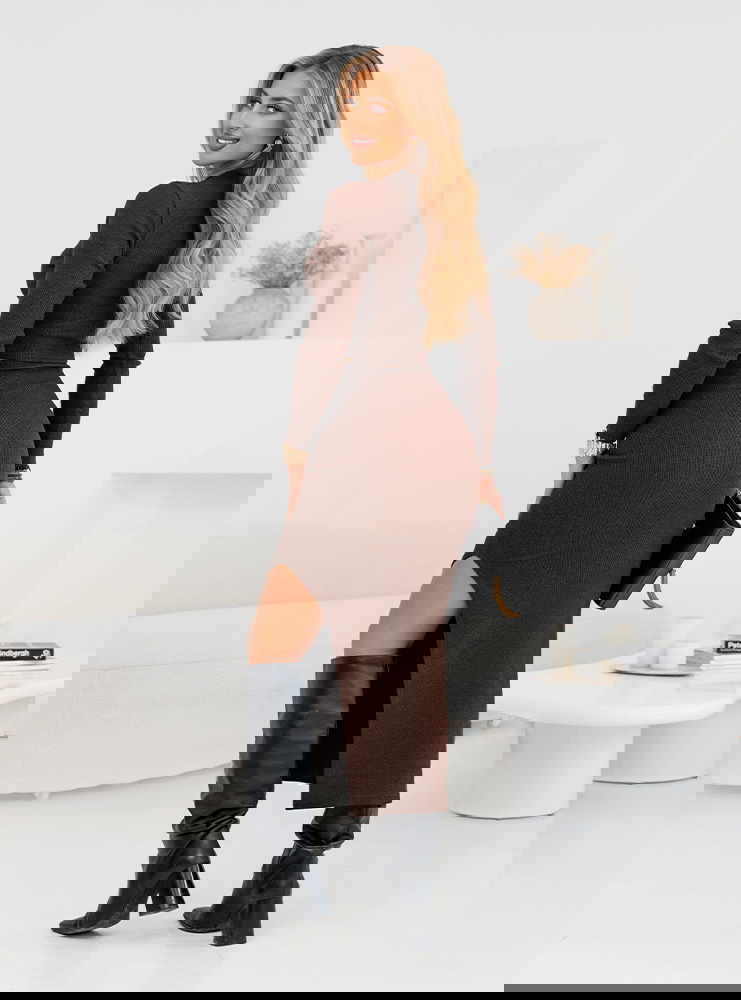 Czekoladowy prążkowany komplet...