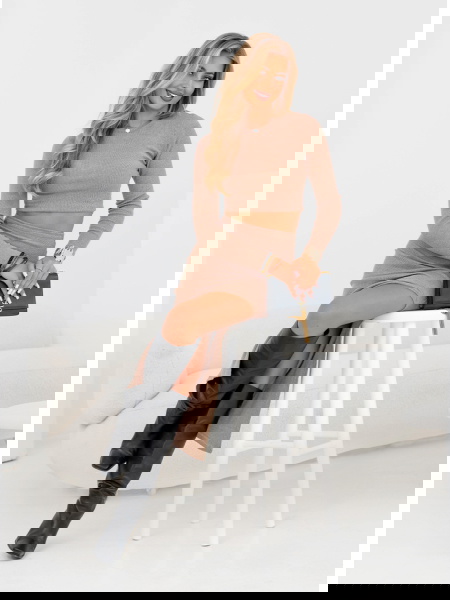 Beżowy prążkowany komplet... 2