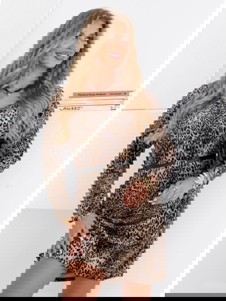 Welurowa sukienka w...