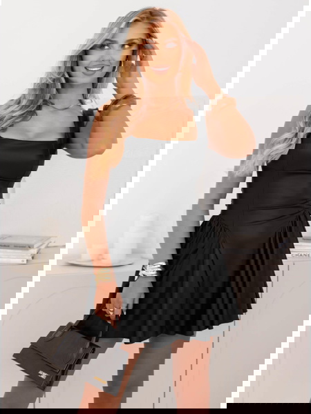 Czarna sukienka mini z eko...