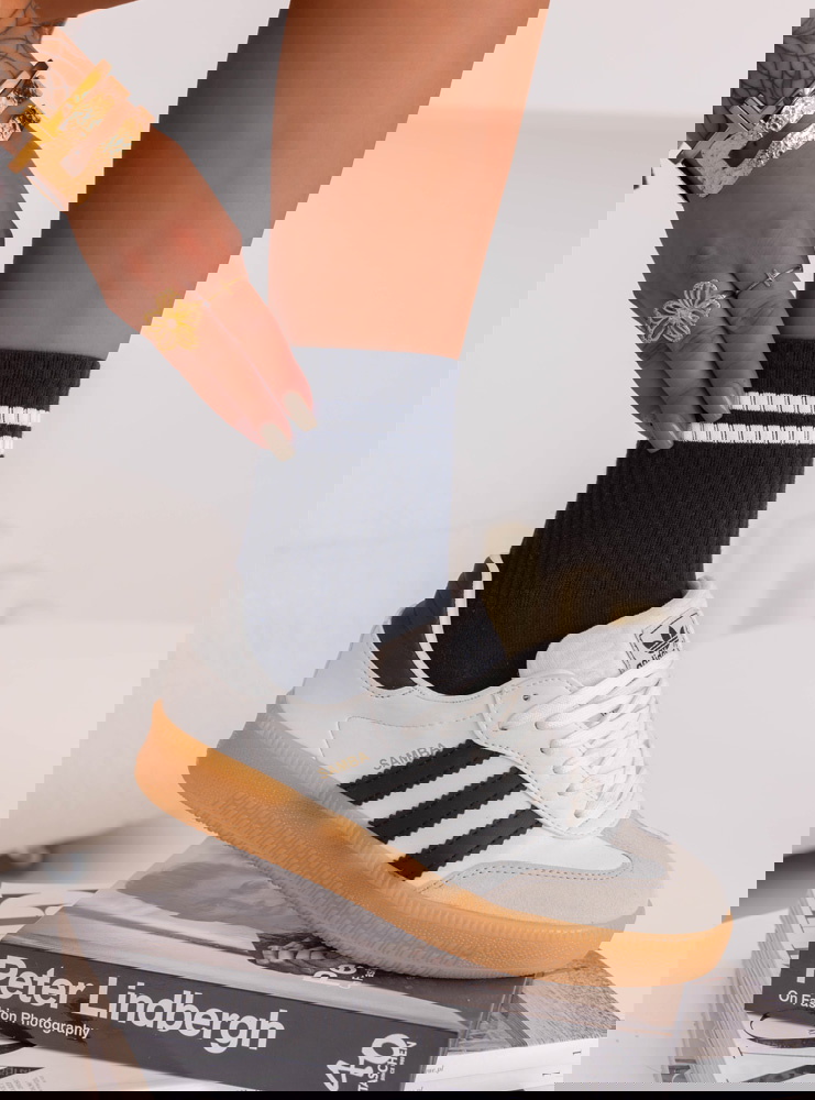 Granatowe skarpetki z paskami Janarare