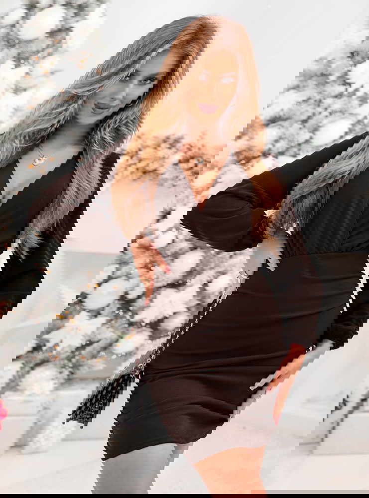 Czekoladowa sukienka mini z...