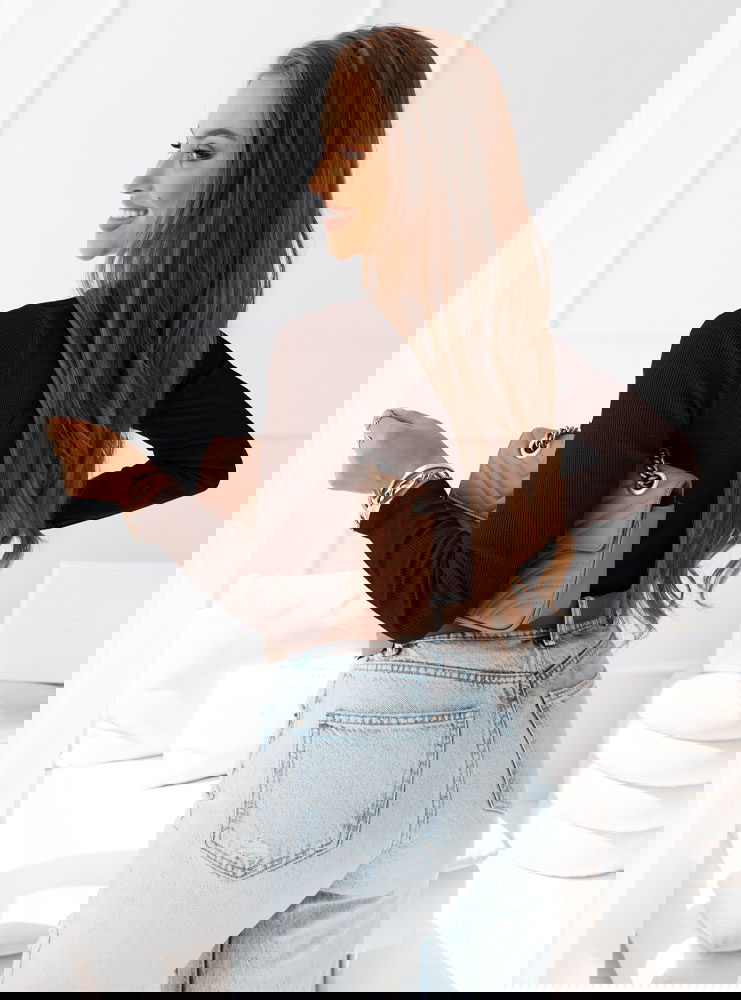 Czekoladowa prążkowana bluzka z...