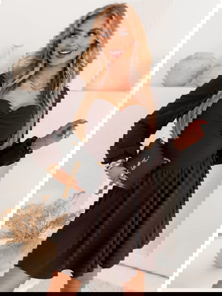 Czekoladowa sukienka z...