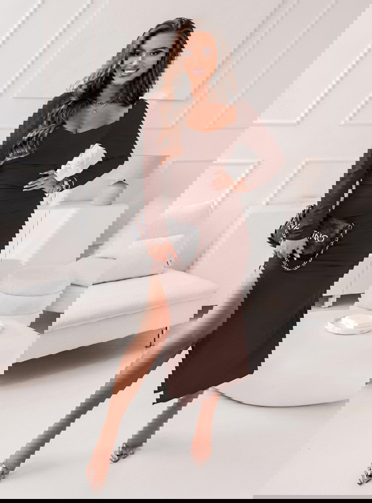 Czekoladowa długa sukienka z...