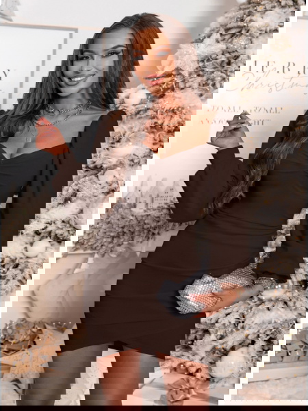 Czekoladowa sukienka z...