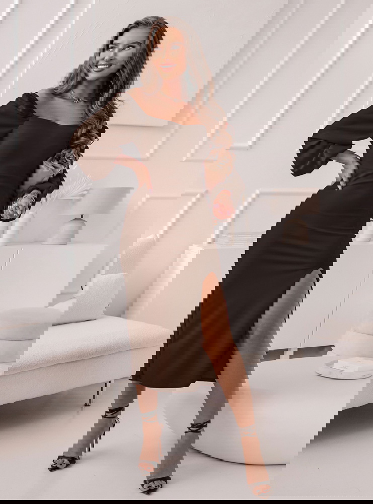 Czekoladowa sukienka z rozcięciem Dalena