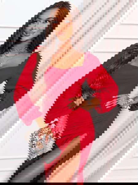 Malinowa sukienka z...