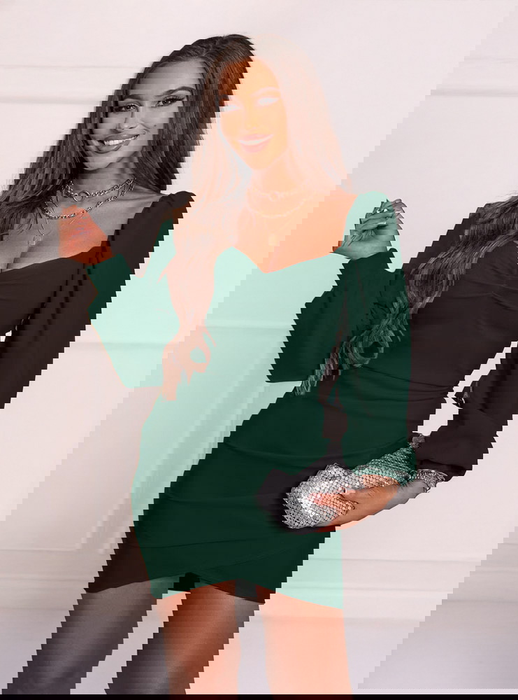 Sukienka z dekoltem w serce i...