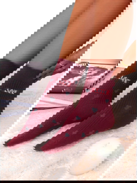 Bordowe skarpetki z...