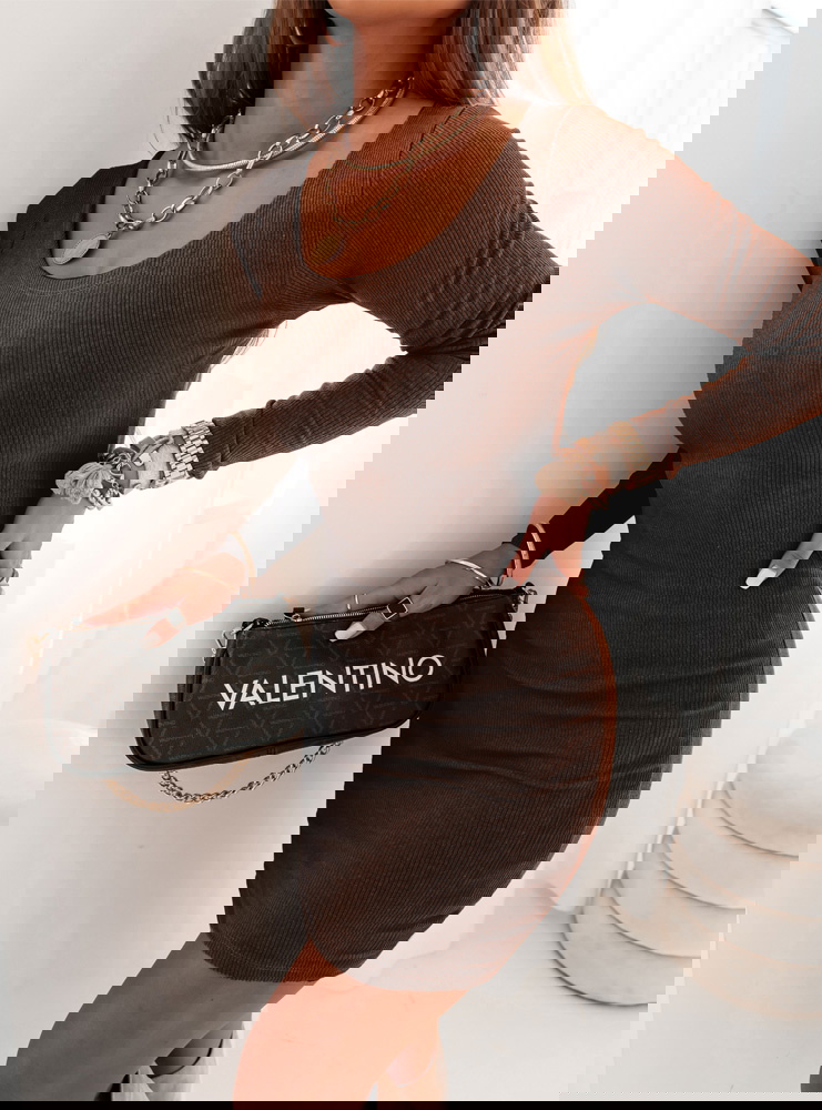 Czekoladowa prążkowana dopasowana...