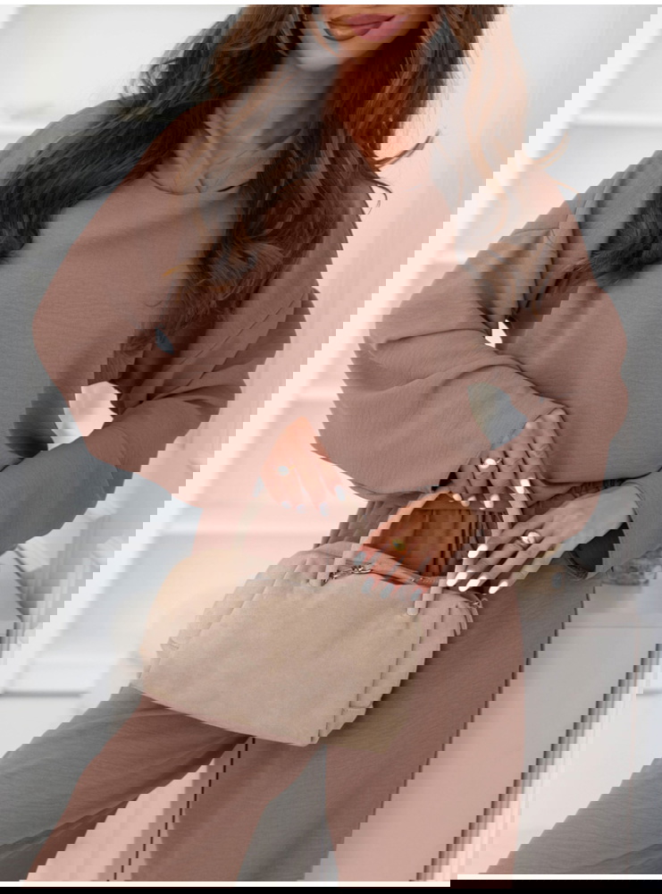 Komplet bluzka z kapturem i spodnie...