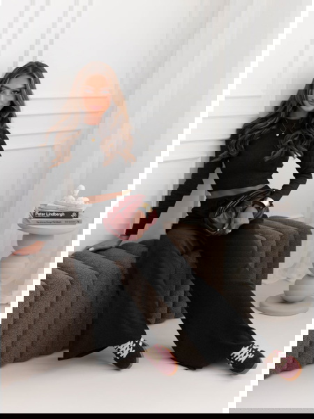 Czarny prążkowany komplet...