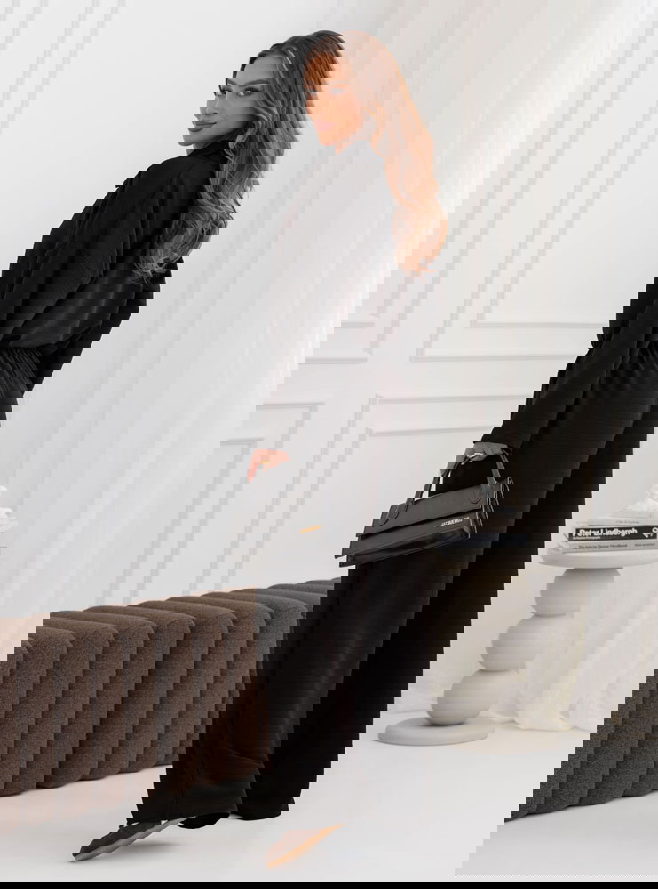 Czarny komplet bluzka i szerokie...