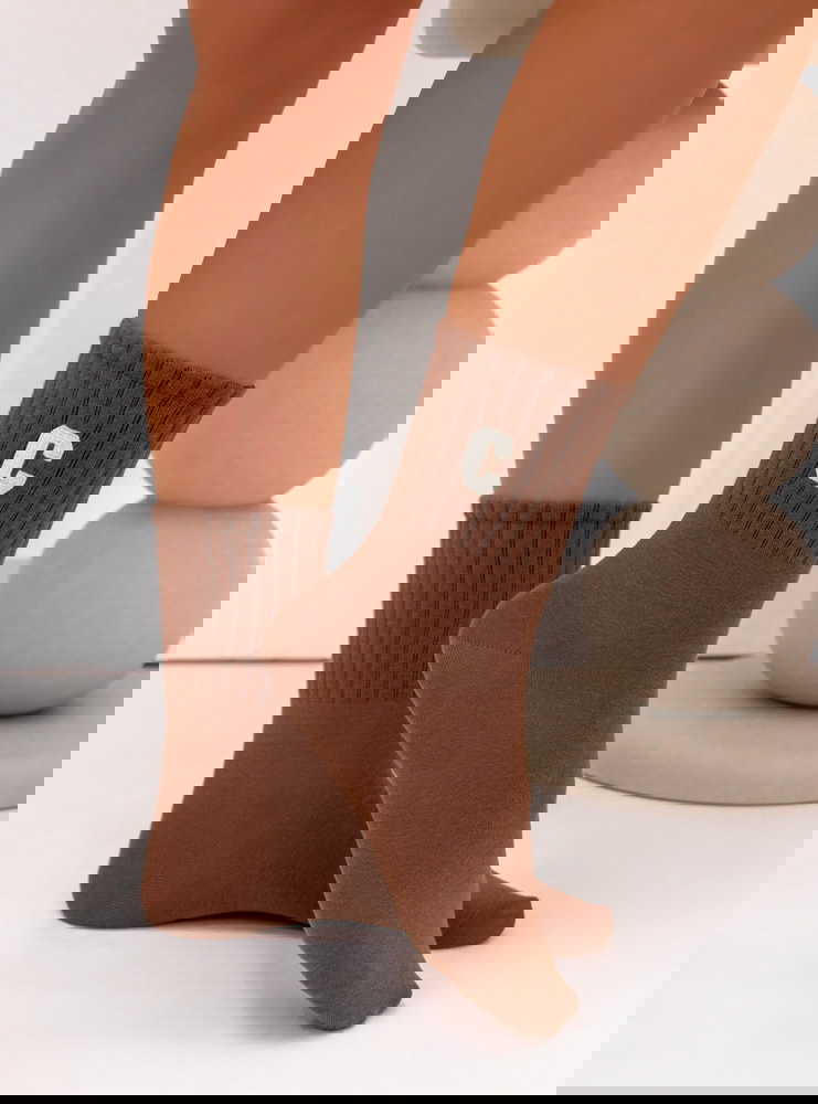 Skarpetki z ozdobnym motywem Corrine...