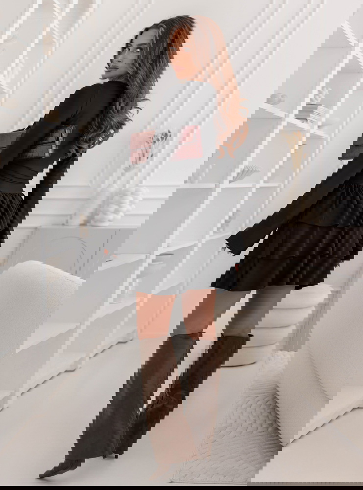 Czarny kombinezon jak sukienka z...