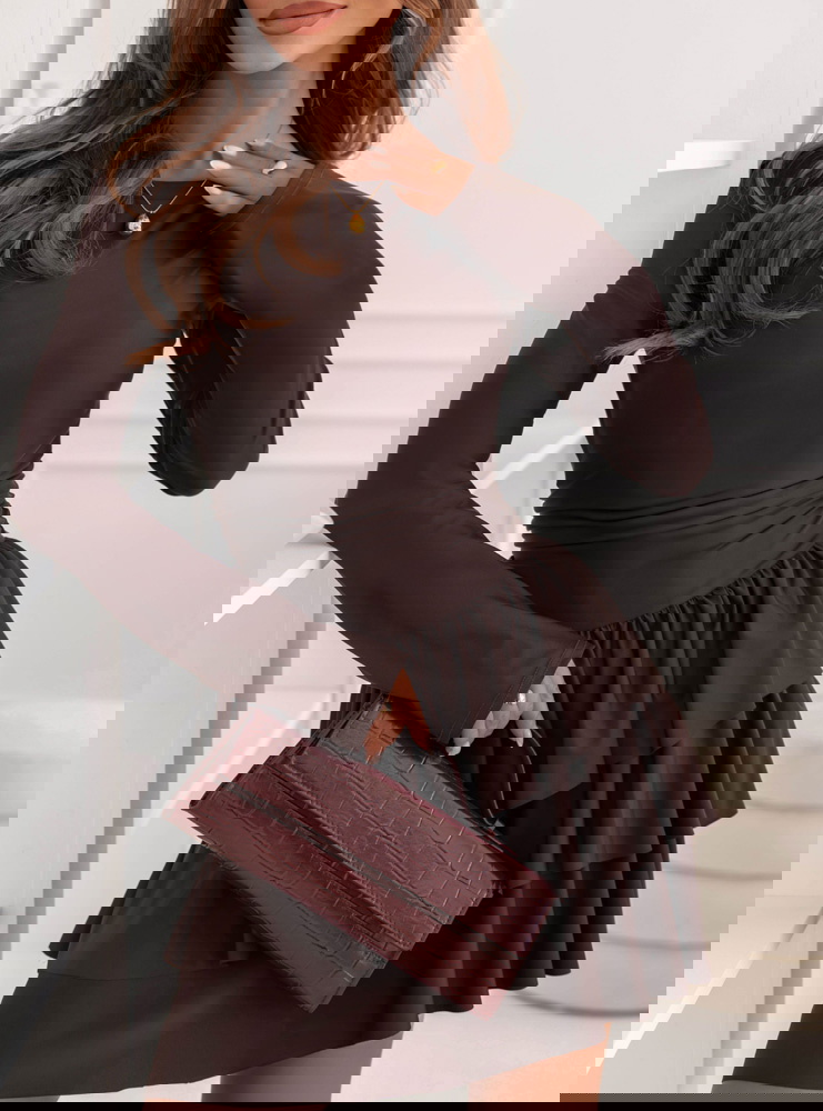 Czekoladowy kombinezon jak sukienka z...