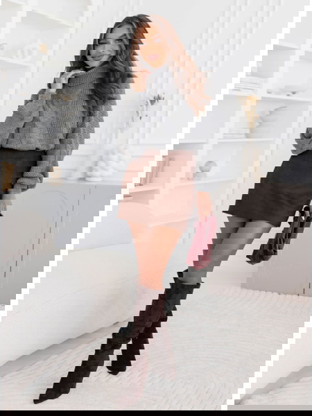 Szary sweter oversize z...