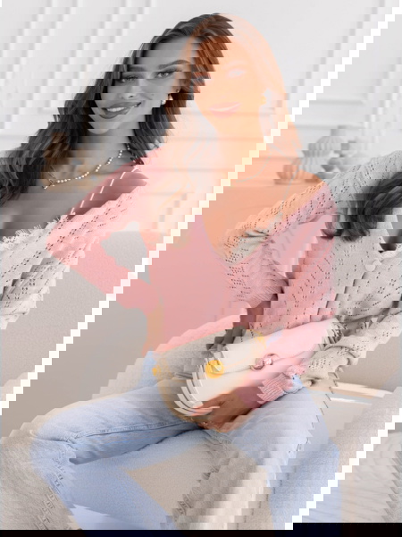 Pudrowy ażurowy sweter... 2