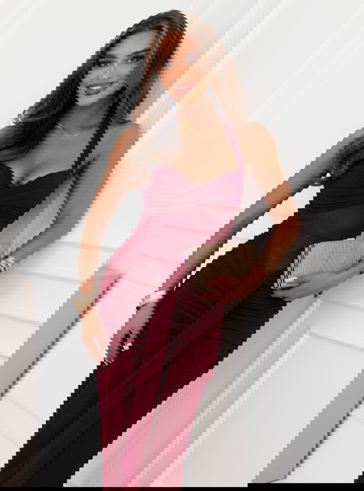 Bordowa długa sukienka z wiązaniem...