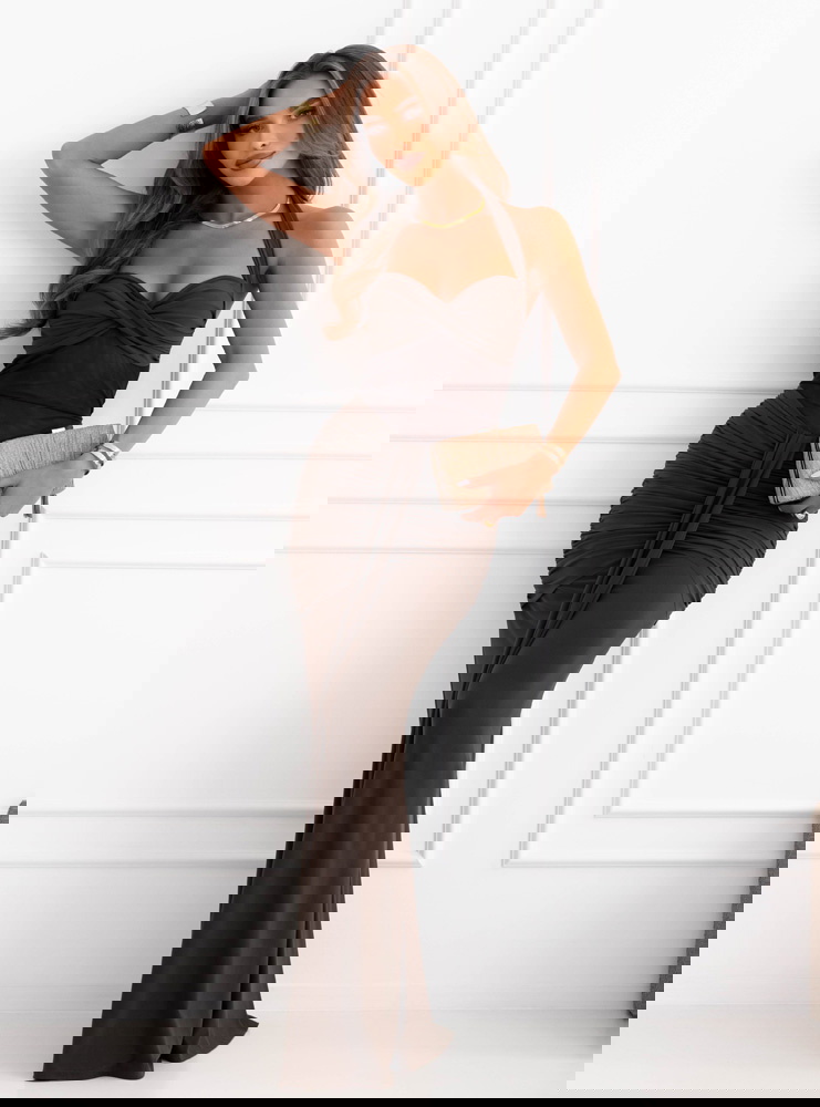 Czekoladowa długa sukienka z...