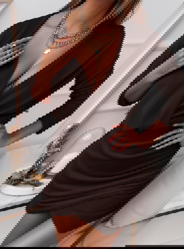 Czekoladowa welurowa sukienka z...