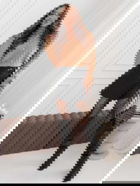 Sweter zapinany na guziki... 2