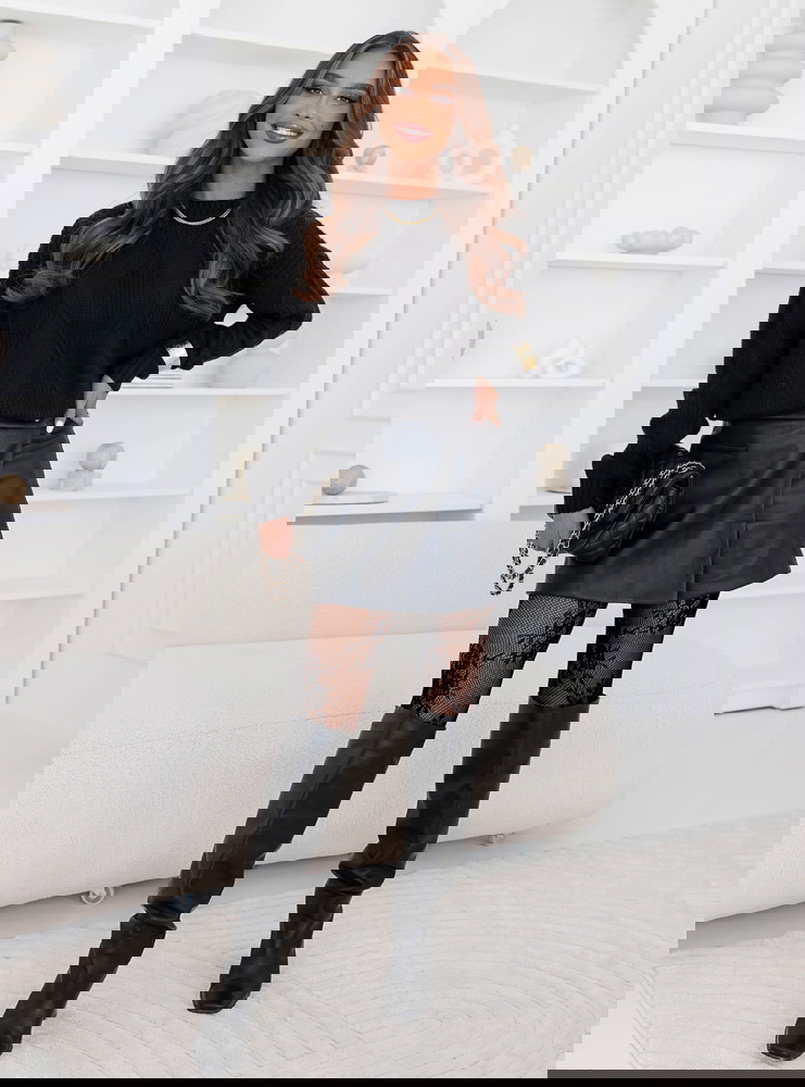 Czarny sweter z ozdobnym splotem Rocksan