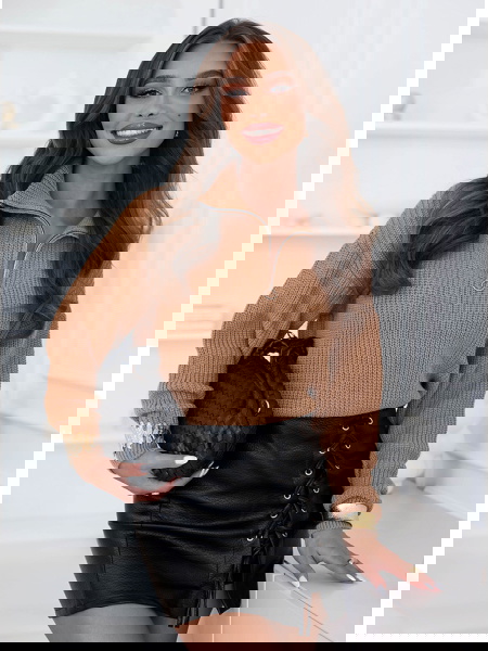 Sweter z zamkiem Raelle -...