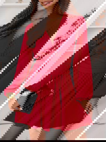 Malinowy kombinezon jak...