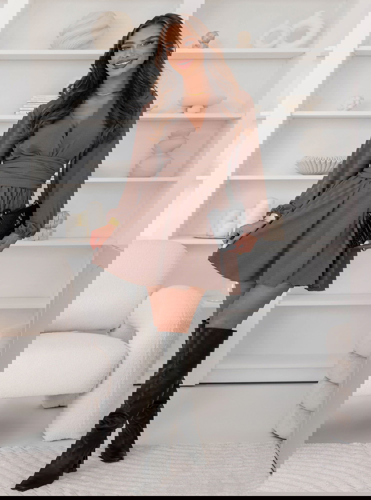 Kombinezon jak sukienka z bufiastymi...