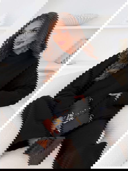 Czarny komplet dresowy...