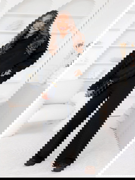 Czarny komplet dresowy... 2