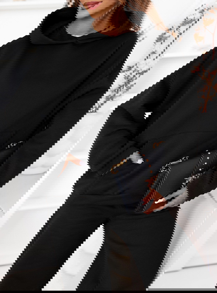 Czarny komplet dresowy bluza z...