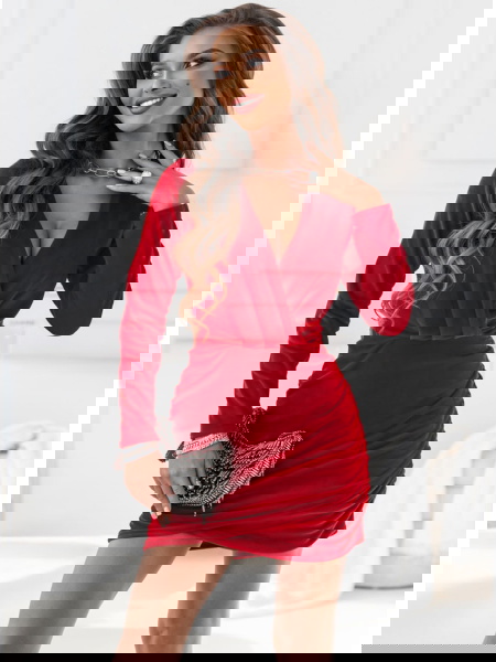 Malinowa welurowa sukienka... 2