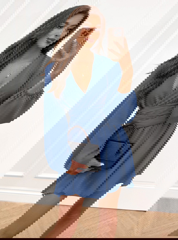 Kombinezon jak sukienka z bufiastymi...