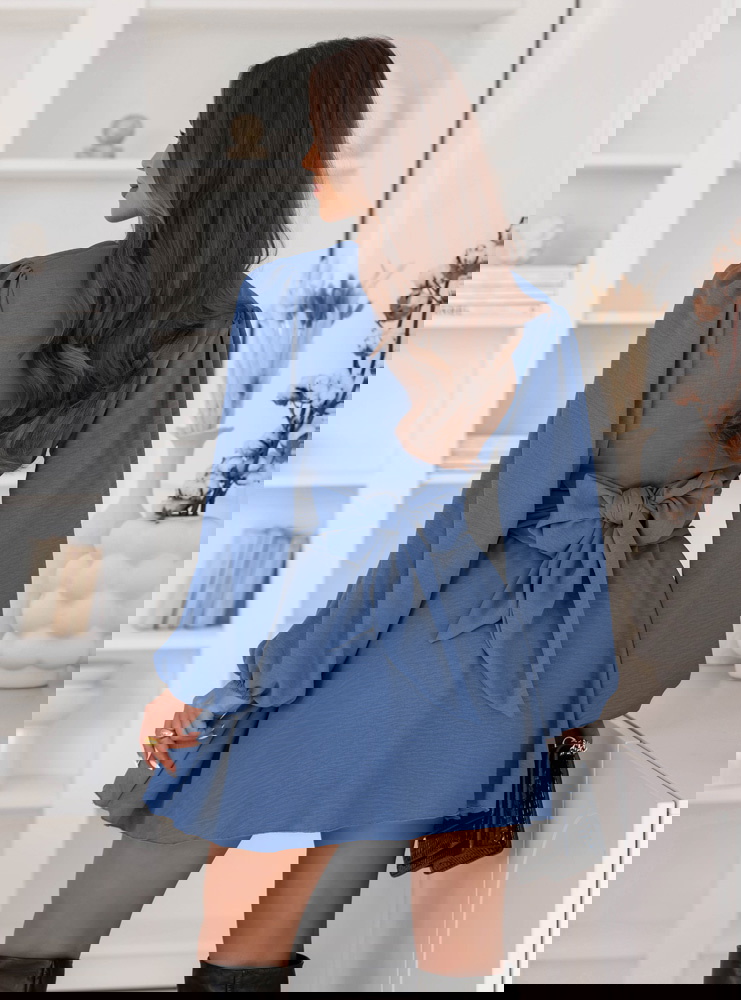 Kombinezon jak sukienka z bufiastymi...