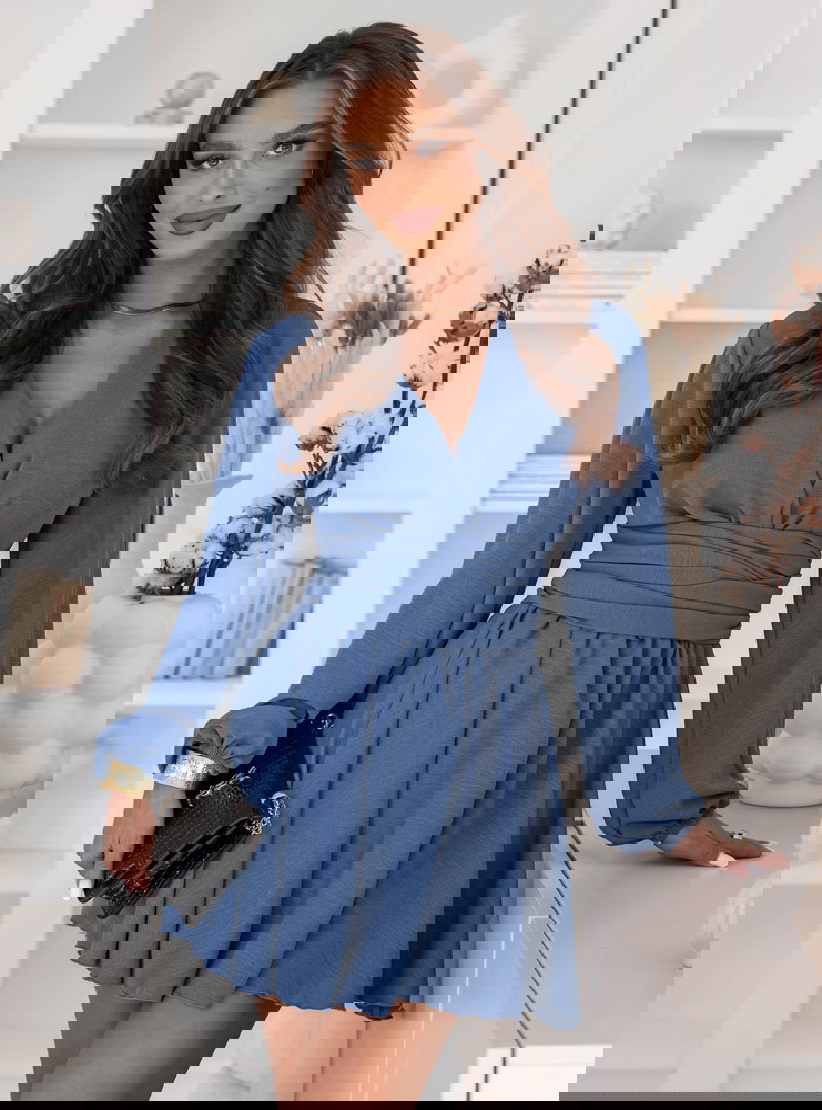 Kombinezon jak sukienka z bufiastymi...