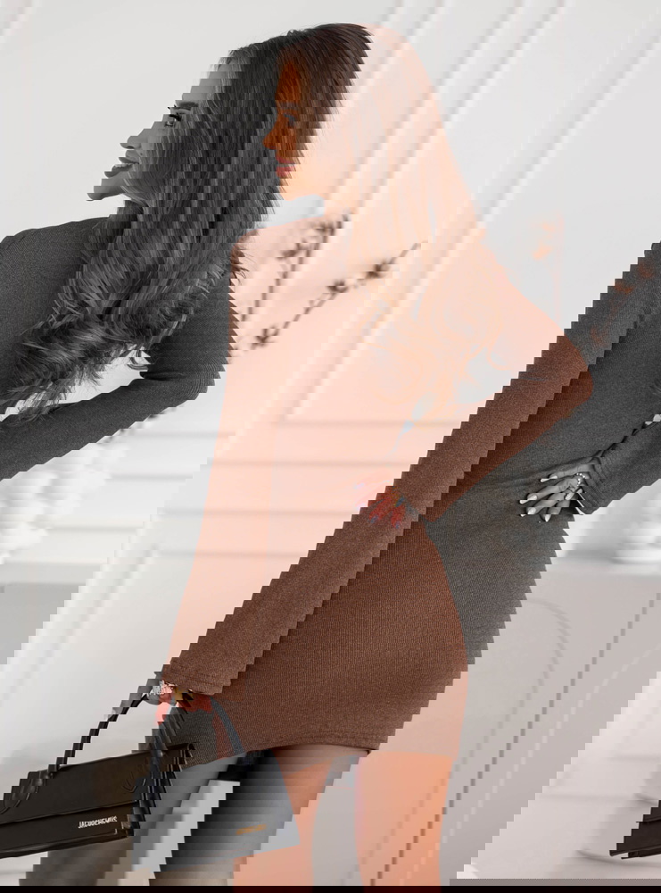 Prążkowana sukienka mini Jodele -...