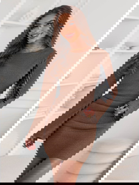 Prążkowana sukienka mini... 2