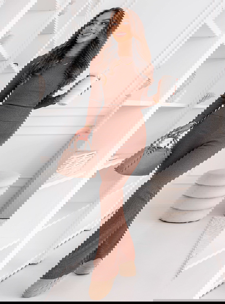 Prążkowany komplet dopasowana bluzka...