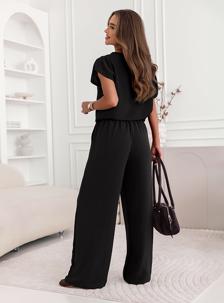 Czarny komplet bluzka z krótkim...