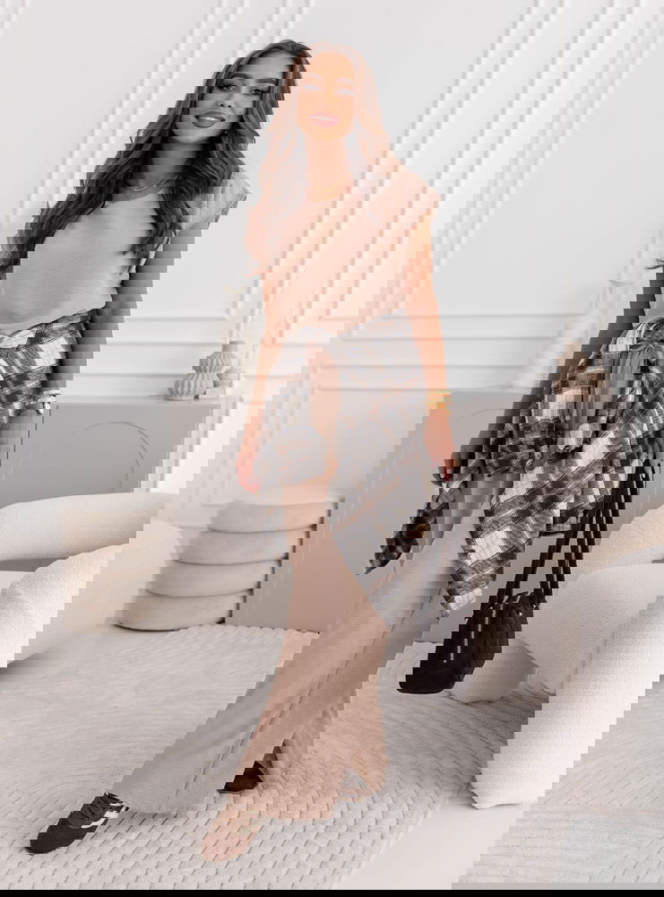 Beżowy komplet bluzka z krótkim...