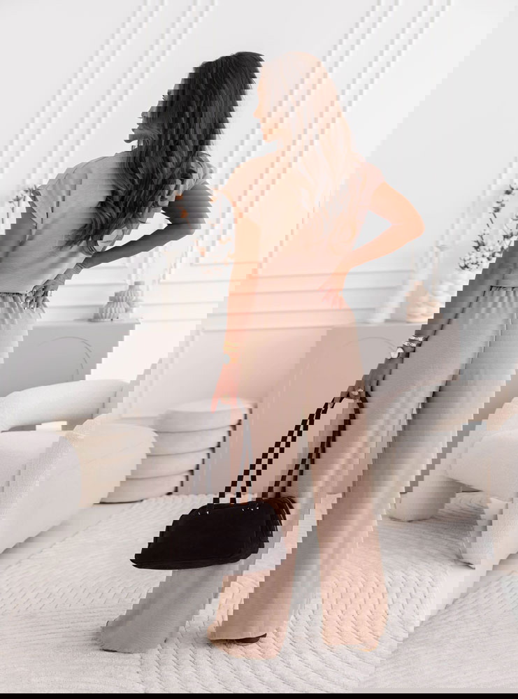 Beżowy komplet bluzka z krótkim...