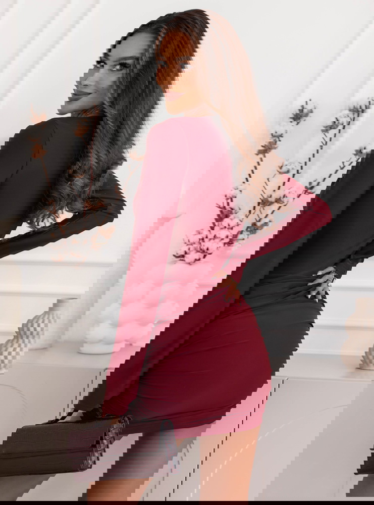 Bordowa dopasowana sukienka mini z...