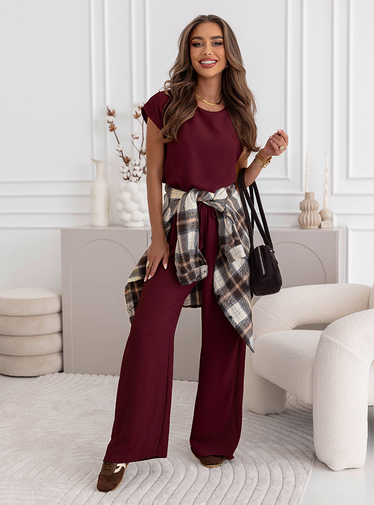 Bordowy komplet bluzka z krótkim...