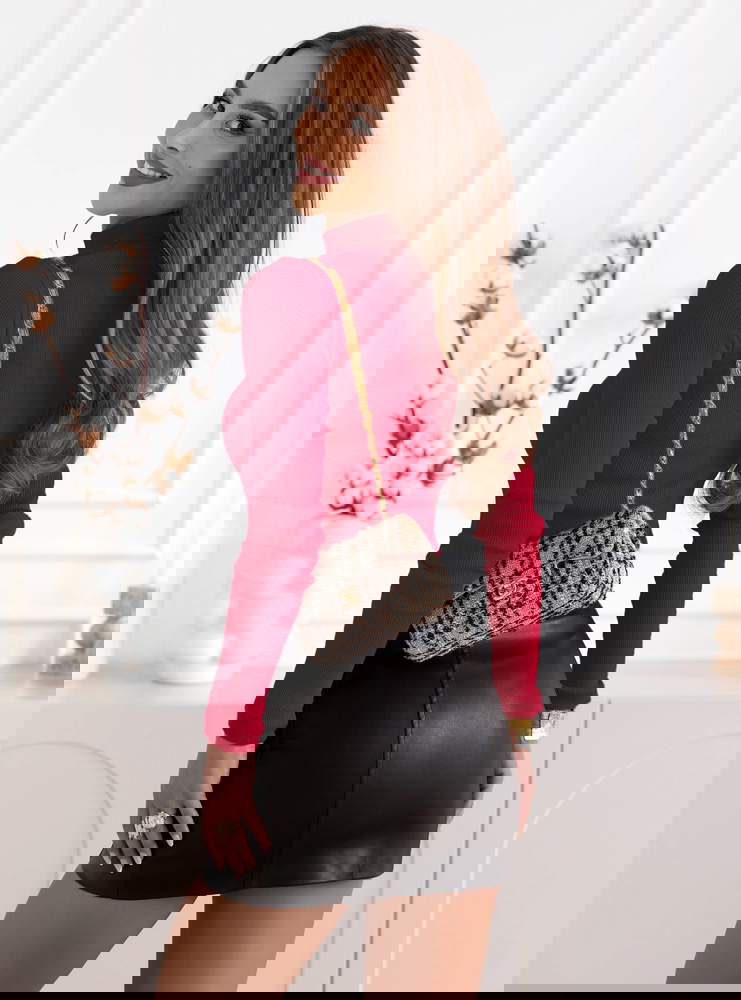 Malinowa prążkowana bluzka z...