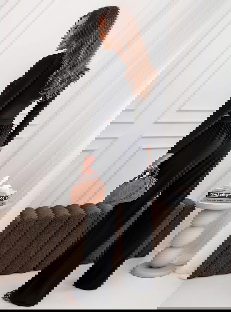 Czarny komplet bluzka i szerokie...