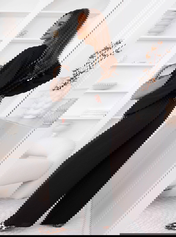 Czarny komplet bluzka i spodnie Shalina