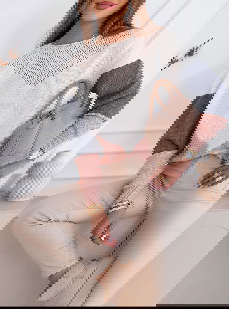 Sweter z ażurowym dekoltem Glayaa -...